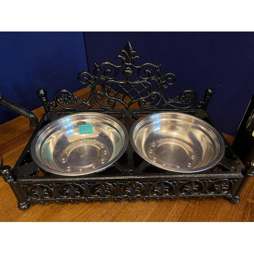 307 - Decorative Double Dog Feeding Dish and Decorative Garden Water Pump (Pump 53 cm H)