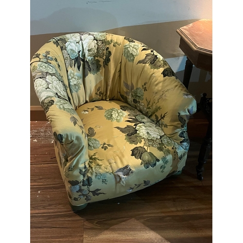 618 - Pair of Retro Tub Chairs, Edwardian Centre Table, Georgian Style Wine Table (Chair 65 cm H)