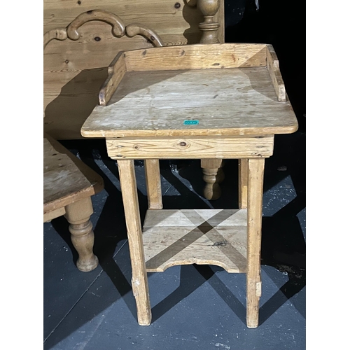 713 - Antique Pine Wash Stand, Coffee Table and Bed