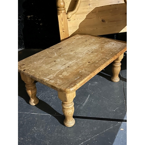 713 - Antique Pine Wash Stand, Coffee Table and Bed