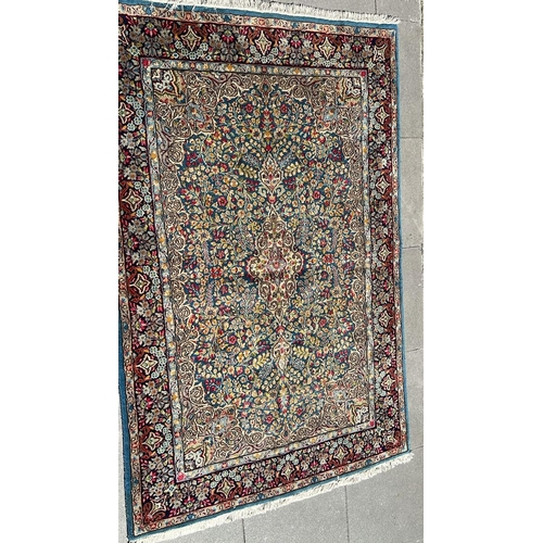 770 - Fine Kirman Persian Weavers Rug (240 cm x 155 cm )