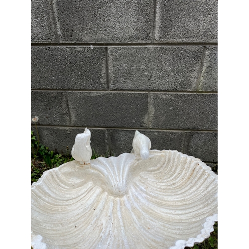 421 - Cast Iron Bird Bath with Scallop Design (35 cm H)