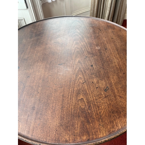 264 - Georgian Mahogany Circular Centre Tip Up Table on Tripod Base (93 cm W x 70 cm H)