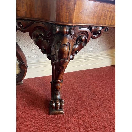 269 - Early Victorian Shaped Serving Table Standing on Heavily Carved Legs, Probably Made By Robert Straha... 