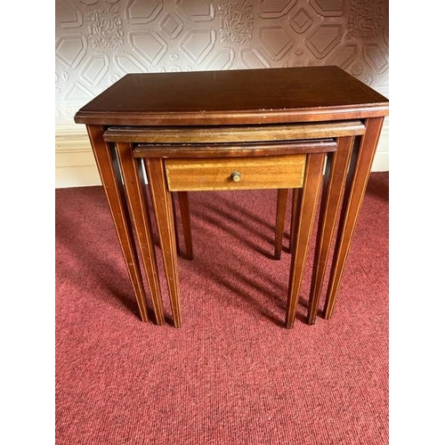 281 - Edwardian Style Nest of Three Tables. The Smallest with Drawer (50 cm W x 50 cm H x 36 cm H)