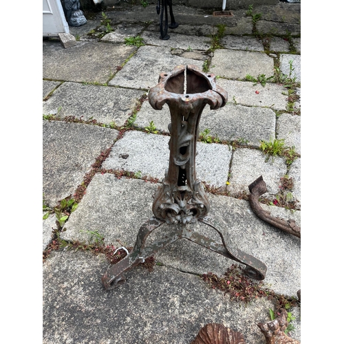 329 - Regency Cast Iron Leg, Three Cast Iron Feet, Decorative Wrought Iron Tripod Base (Tripod 70 cm H)