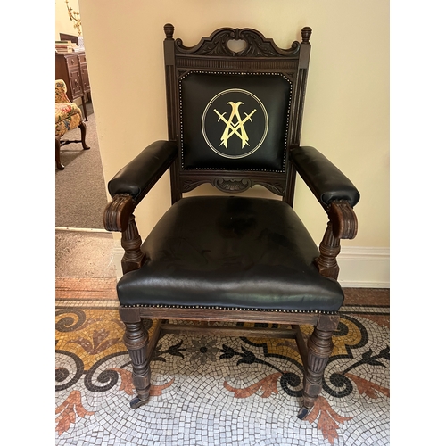 277 - Edwardian Oak Throne Chair with Leather Upholstery and Crest (64 cm W x 115 cm H x 65 cm D)