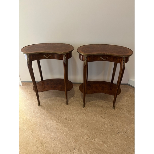 425 - Pair of French Style Walnut and Brass Mounted Kidney Shaped Side Tables (56 cm W x 72 cm H x 40 cm D... 