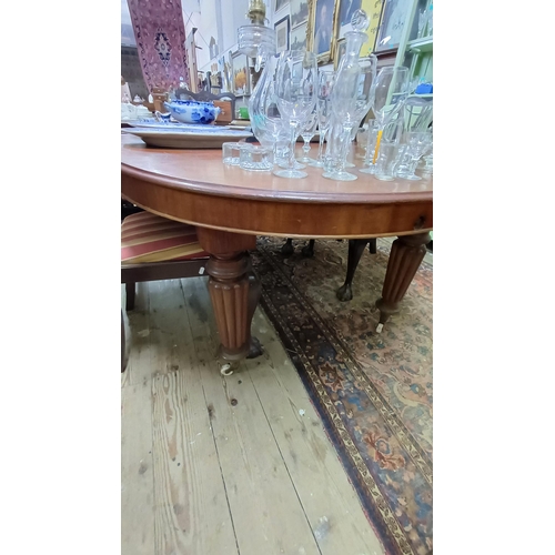 63 - Victorian Mahogany Oval End Dining Table with 1 Leaf (needs some attention)