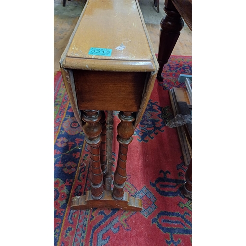 215 - Victorian Mahogany Oval Drop Leaf Yacht Table