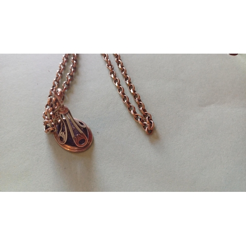 471 - 9 Carat Gold Chain and Seal Pendant - 30 grms