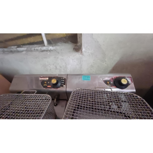 799 - Twin Deep Fat Fryer