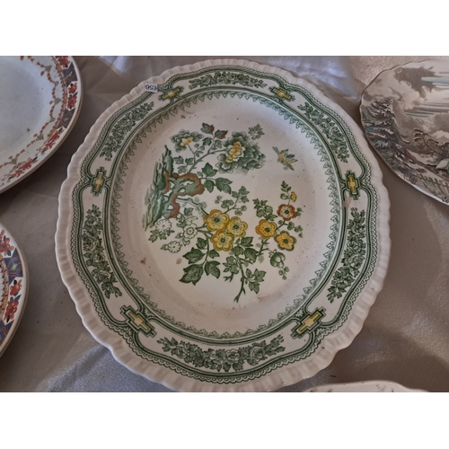 144 - Three Alfred Meakin Christmas Plates, Masons Platter and a Set of 3 Graduated Platters