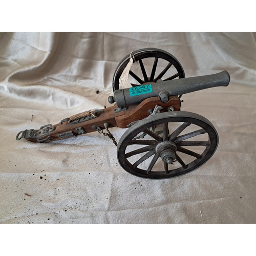 47 - Early 20th Century American Civil War Desk Cannon (38cm Long)