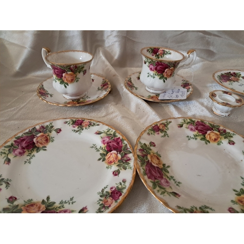 72 - Good lot of Royal Albert Old Country Rose Fine Bone China (23 Pieces)