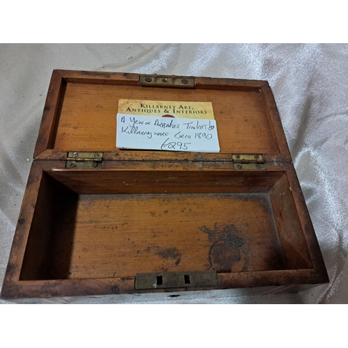 363 - 19th Century Killarney Wood Yew and Arbutus Glove Box (20cm x 9cm x 6cm)