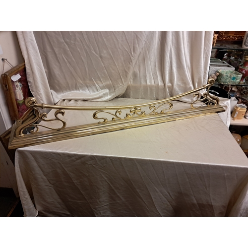 940 - Art Nouveau Brass Fender (145cm x 23cm x 26cm)