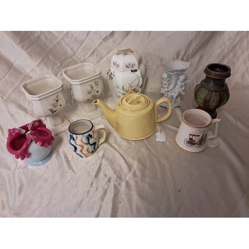 1249 - Mixed lot of Pottery including a Coloured Glass Posy Vase etc