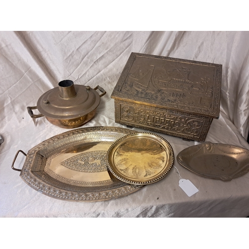 1271 - Vintage Brass Slipper Box and various other Metalware