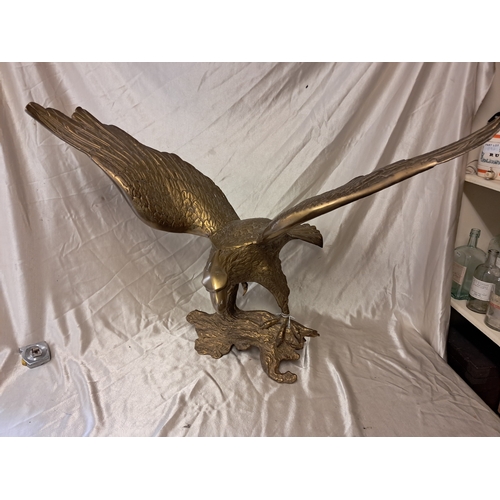 1275 - Large Brass American Eagle Figure (68cm Tall x 95cm Wide)