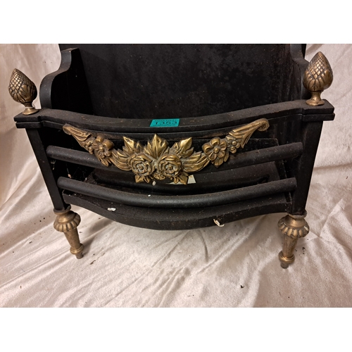 1353 - Good quality Cast Iron and Brass Fire Basket (47cm x 52cm x 28cm)