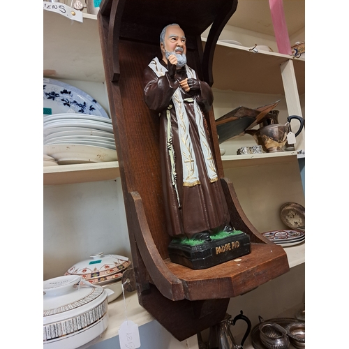 1226 - Good Edwardian Oak Statue Bracket with a Resin Padre Pio Statue (85cm overall)