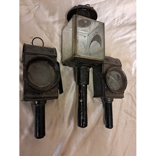 1323 - Two Pairs of Victorian Iron Carriage Lamps