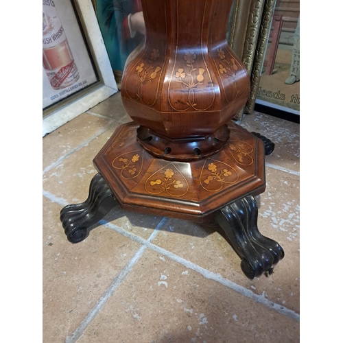 900 - 19th Century Killarney Wood Yew and Arbutus Tea Poy of Octagonal Form with 5 Compartments on Bulbous... 