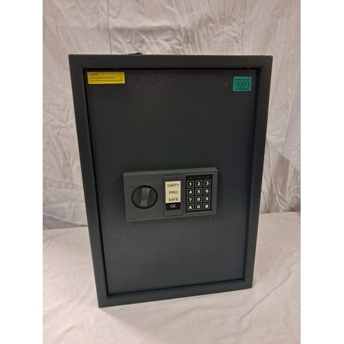 1 - Digital Safe (with key) (50cm x 35cm x 30cm)