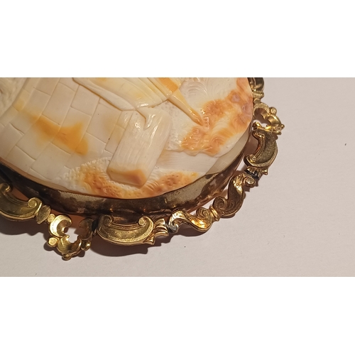 308 - Large Victorian Cameo 9 Carat Brooch