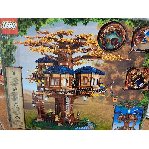 782 - Lego Ideas No. 21318 Age 16+ - believed complete