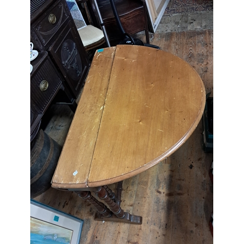 794 - Victorian Mahogany Yacht Table