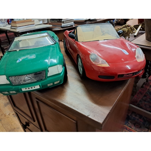 795 - Two oversize Plastic Model Cars