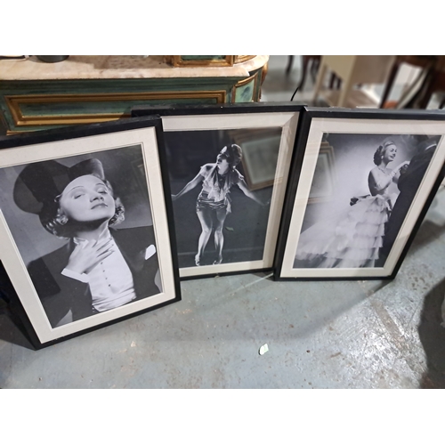 127 - Set of 6 Black and White Prints of Hollywood Actresses and Actors (70cm x 50cm)