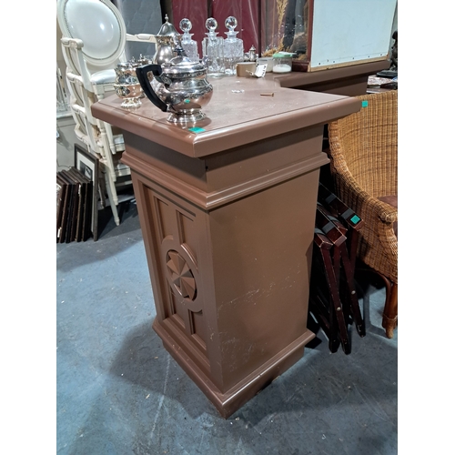 261 - Good quality Wooden Painted Corner Shop Counter - ideal Home Bar Unit or for Retail