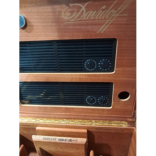 340 - Davidoff Grande Reserve Cigar Humidor (36cm x 29cm x 19cm )