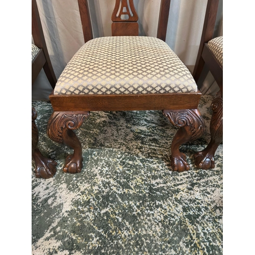 31 - Set of 6 Vintage Hardwood Dining Chairs in chippendale manner