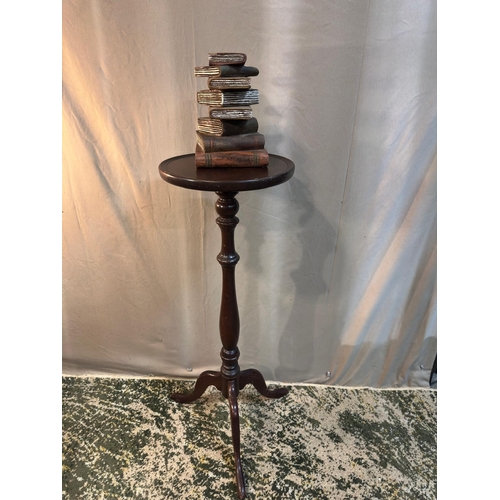 4 - Mahogany Plant Stand, (Top 31cm D x 88cm H)
