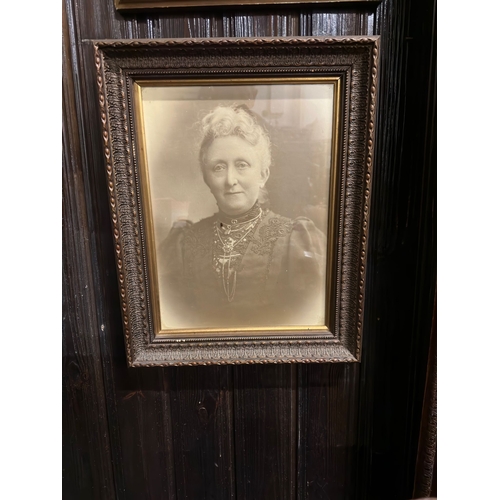 6 - 3 x Vintage Portraits