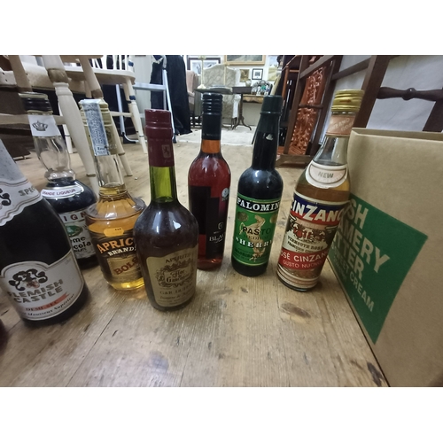 70 - Mixed lot of Wines, Liquers etc