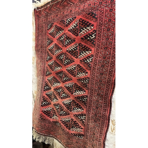10 - Persian Handwoven Red Ground Rug (159cm x 111cm)