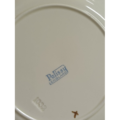 131 - Good Porcelain Dinner Service including 2 Sets of 3 Graduated Platters - Early 20th Century (40 Piec... 