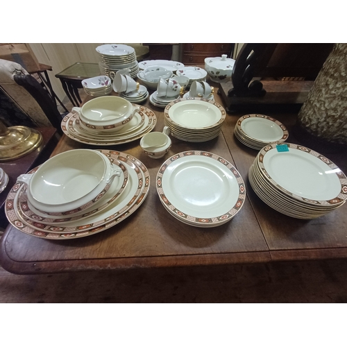 131 - Good Porcelain Dinner Service including 2 Sets of 3 Graduated Platters - Early 20th Century (40 Piec... 