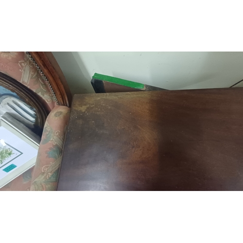 87 - Georgian Mahogany Tea Table with Chippendale Fretwork Frieze