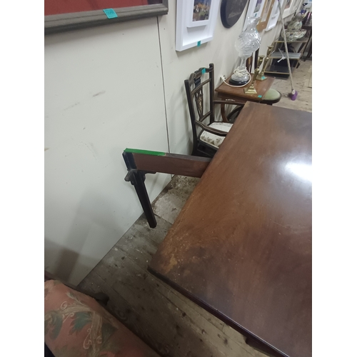 87 - Georgian Mahogany Tea Table with Chippendale Fretwork Frieze