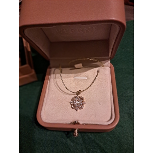 228 - 18 Ct Yellow Gold Natural Diamonds pendant. F colour & VS clarity
47 Diamonds = 0.68 CTs
2 Baguette ... 