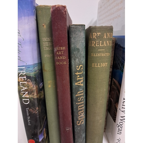 260 - Irish Art Handbook
Elliot 