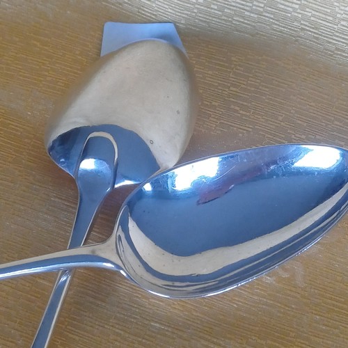 364 - Pair of Silver Basting or Serving Spoons by Richard Crossley - London 1791 - 213grms