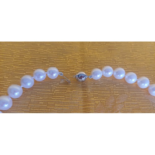 378 - Cultured Pearl - String of Pearls