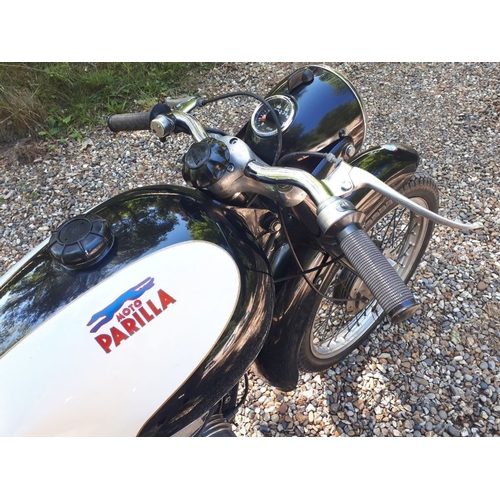 85 - A 1959 Moto Parilla 125 Super Sport, Italian registered, frame number 811859, dark green/white. This... 